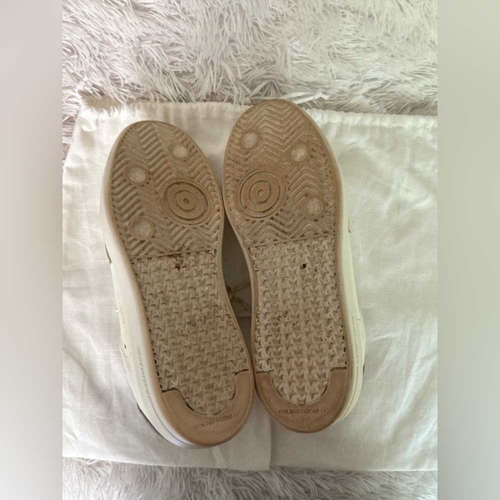 Golden Goose Women's White Pure Star Vegan Low-Top Sneaker - Picture 12 of 15